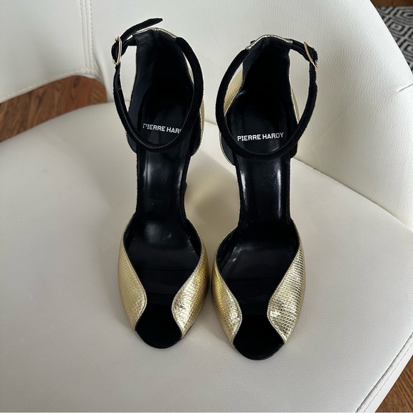 Pierre Hardy Golden Shoes - Picture 10 of 11